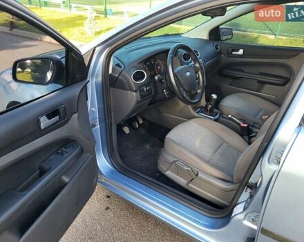 Синий Форд Фокус, объемом двигателя 1.6 л и пробегом 235 тыс. км за 4300 $, фото 23 на Automoto.ua