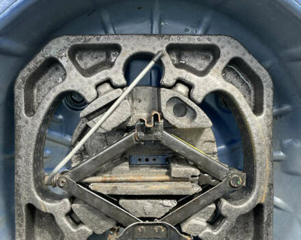 Синий Форд Фокус, объемом двигателя 1.8 л и пробегом 200 тыс. км за 3900 $, фото 27 на Automoto.ua