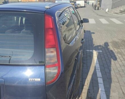 Синій Форд Фокус, об'ємом двигуна 1.6 л та пробігом 203 тис. км за 2964 $, фото 4 на Automoto.ua