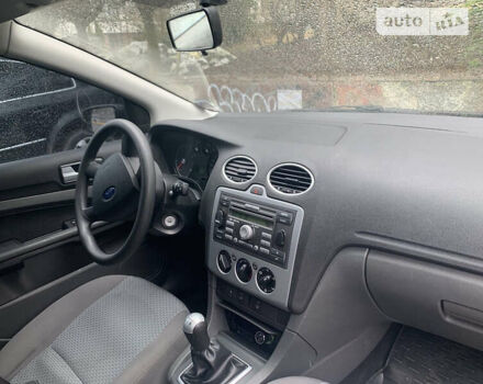 Синий Форд Фокус, объемом двигателя 1.8 л и пробегом 180 тыс. км за 4500 $, фото 11 на Automoto.ua