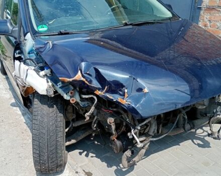 Синий Форд Фокус, объемом двигателя 2 л и пробегом 1 тыс. км за 1200 $, фото 3 на Automoto.ua