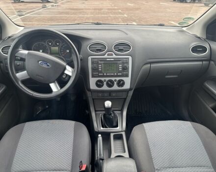 Форд Фокус 2006 в Житомире на Automoto.ua Синий Форд Фокус, объемом двигателя 1.8 л и пробегом 205 тыс. км за 4550 $, фото 1 на Automoto.ua