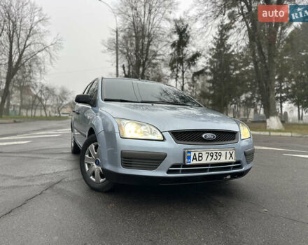 Синий Форд Фокус, объемом двигателя 1.6 л и пробегом 235 тыс. км за 4750 $, фото 3 на Automoto.ua