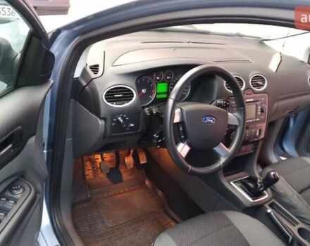 Синій Форд Фокус, об'ємом двигуна 1.6 л та пробігом 191 тис. км за 6100 $, фото 9 на Automoto.ua