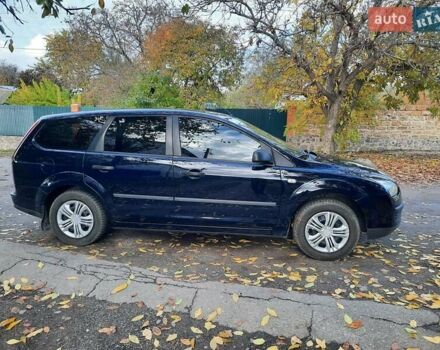 Синий Форд Фокус, объемом двигателя 1.6 л и пробегом 360 тыс. км за 4550 $, фото 37 на Automoto.ua