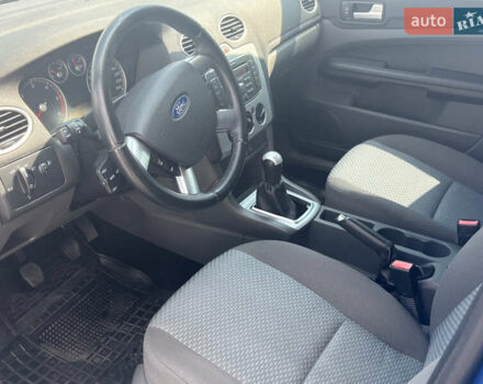 Синий Форд Фокус, объемом двигателя 1.56 л и пробегом 255 тыс. км за 5400 $, фото 9 на Automoto.ua