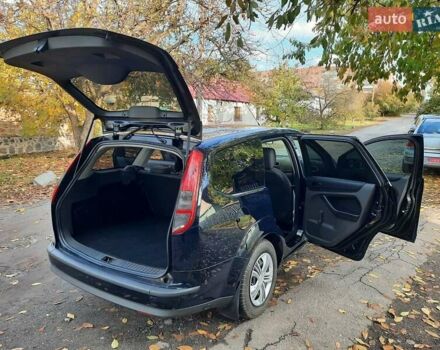 Синий Форд Фокус, объемом двигателя 1.6 л и пробегом 360 тыс. км за 4550 $, фото 89 на Automoto.ua