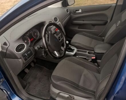 Синий Форд Фокус, объемом двигателя 2 л и пробегом 320 тыс. км за 4000 $, фото 1 на Automoto.ua