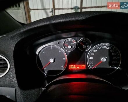 Синій Форд Фокус, об'ємом двигуна 1.56 л та пробігом 166 тис. км за 5200 $, фото 6 на Automoto.ua