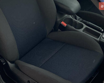 Синий Форд Фокус, объемом двигателя 1.6 л и пробегом 231 тыс. км за 5250 $, фото 52 на Automoto.ua