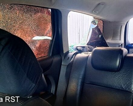 Синий Форд Фокус, объемом двигателя 1.6 л и пробегом 303 тыс. км за 1499 $, фото 7 на Automoto.ua