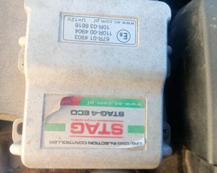 Синий Форд Фокус, объемом двигателя 1.6 л и пробегом 367 тыс. км за 3798 $, фото 5 на Automoto.ua