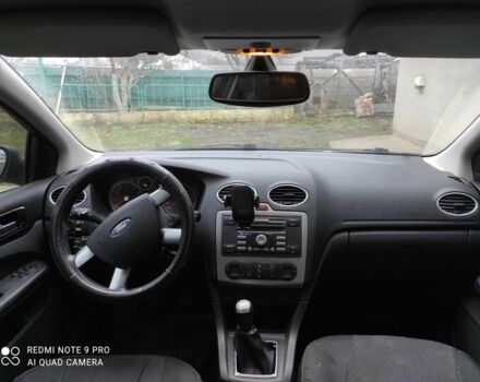 Синий Форд Фокус, объемом двигателя 1.8 л и пробегом 258 тыс. км за 3600 $, фото 3 на Automoto.ua