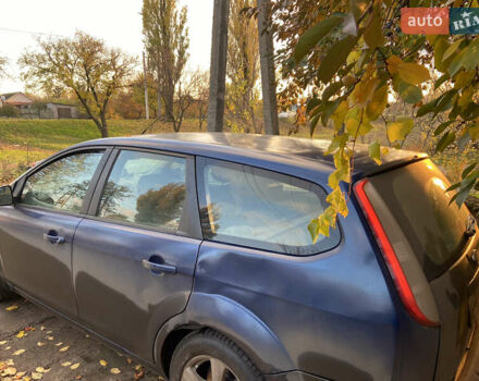 Синій Форд Фокус, об'ємом двигуна 1.6 л та пробігом 280 тис. км за 4200 $, фото 2 на Automoto.ua