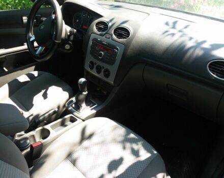 Синій Форд Фокус, об'ємом двигуна 0 л та пробігом 143 тис. км за 6400 $, фото 2 на Automoto.ua