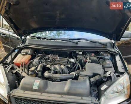 Синий Форд Фокус, объемом двигателя 1.6 л и пробегом 360 тыс. км за 4550 $, фото 102 на Automoto.ua