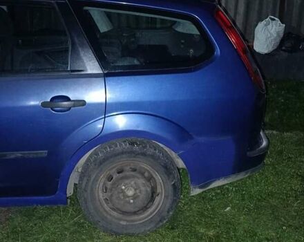 Форд Фокус 2007 в Фастове на Automoto.ua Синий Форд Фокус, объемом двигателя 1.6 л и пробегом 300 тыс. км за 3000 $, фото 10 на Automoto.ua