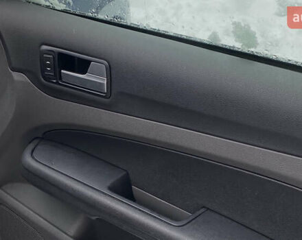 Синий Форд Фокус, объемом двигателя 1.6 л и пробегом 231 тыс. км за 5250 $, фото 48 на Automoto.ua