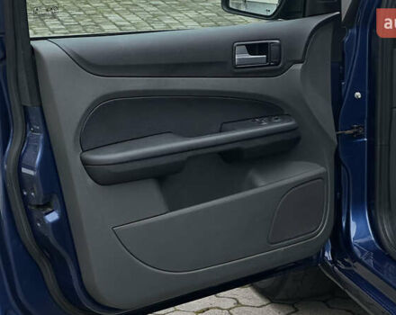 Синий Форд Фокус, объемом двигателя 1.6 л и пробегом 231 тыс. км за 4999 $, фото 42 на Automoto.ua