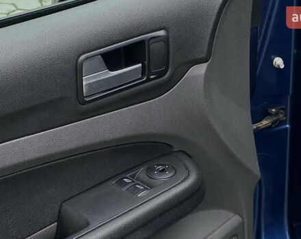 Синий Форд Фокус, объемом двигателя 1.6 л и пробегом 231 тыс. км за 4999 $, фото 43 на Automoto.ua