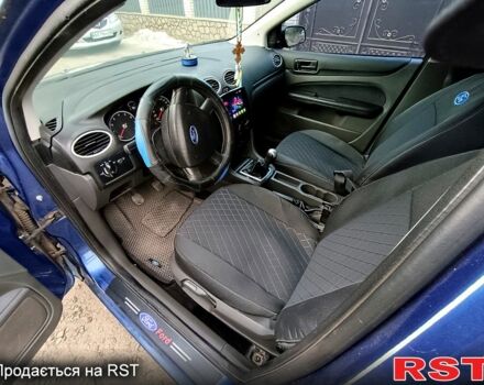 Синий Форд Фокус, объемом двигателя 1.6 л и пробегом 300 тыс. км за 3900 $, фото 11 на Automoto.ua