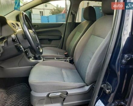 Синий Форд Фокус, объемом двигателя 1.6 л и пробегом 360 тыс. км за 4550 $, фото 14 на Automoto.ua