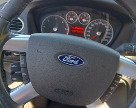 Синий Форд Фокус, объемом двигателя 1.56 л и пробегом 313 тыс. км за 4450 $, фото 14 на Automoto.ua