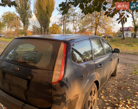 Синій Форд Фокус, об'ємом двигуна 1.6 л та пробігом 280 тис. км за 4200 $, фото 3 на Automoto.ua