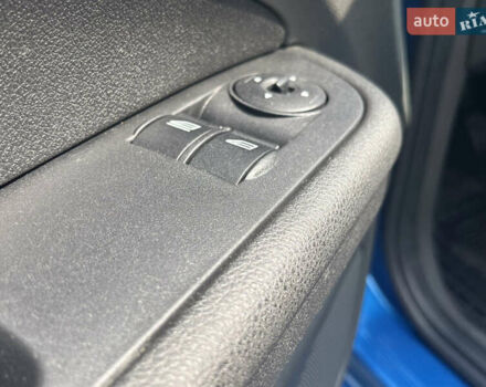 Синий Форд Фокус, объемом двигателя 1.56 л и пробегом 255 тыс. км за 5400 $, фото 13 на Automoto.ua