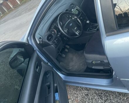 Синий Форд Фокус, объемом двигателя 1.6 л и пробегом 430 тыс. км за 1500 $, фото 4 на Automoto.ua