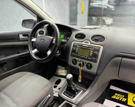 Синий Форд Фокус, объемом двигателя 1.6 л и пробегом 260 тыс. км за 4800 $, фото 6 на Automoto.ua