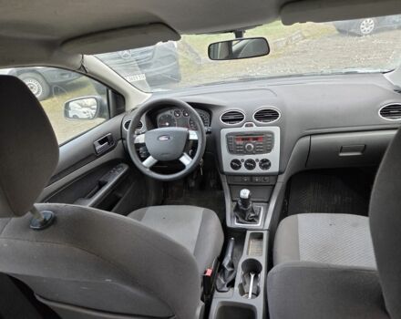 Синій Форд Фокус, об'ємом двигуна 0 л та пробігом 348 тис. км за 1850 $, фото 16 на Automoto.ua