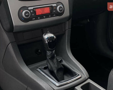 Синий Форд Фокус, объемом двигателя 1.6 л и пробегом 231 тыс. км за 5250 $, фото 46 на Automoto.ua