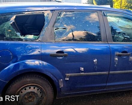 Синий Форд Фокус, объемом двигателя 1.6 л и пробегом 303 тыс. км за 1499 $, фото 5 на Automoto.ua