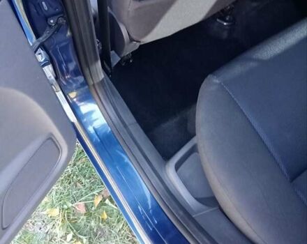 Синий Форд Фокус, объемом двигателя 1.56 л и пробегом 313 тыс. км за 4450 $, фото 2 на Automoto.ua