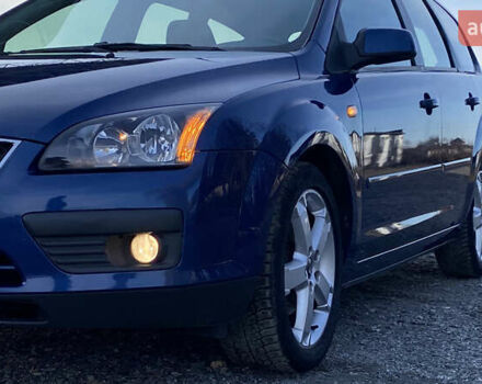 Синий Форд Фокус, объемом двигателя 1.6 л и пробегом 231 тыс. км за 5250 $, фото 2 на Automoto.ua