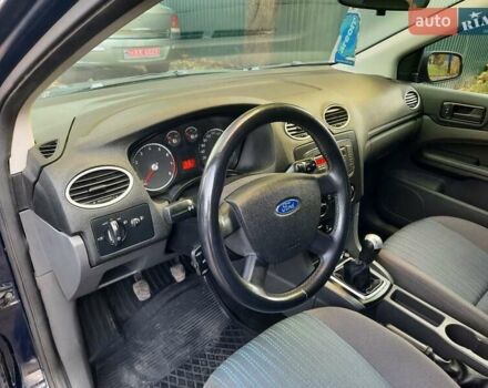 Синий Форд Фокус, объемом двигателя 1.6 л и пробегом 360 тыс. км за 4550 $, фото 53 на Automoto.ua