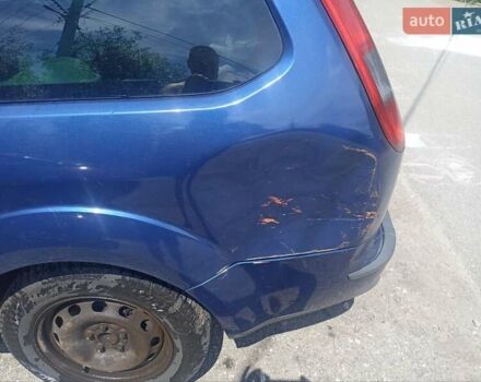 Синий Форд Фокус, объемом двигателя 1.8 л и пробегом 255 тыс. км за 4300 $, фото 2 на Automoto.ua