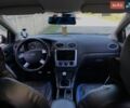 Синий Форд Фокус, объемом двигателя 1.6 л и пробегом 323 тыс. км за 5555 $, фото 8 на Automoto.ua