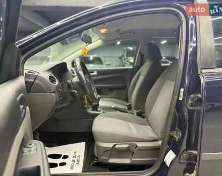 Форд Фокус 2007 в Черновцах на Automoto.ua Синий Форд Фокус, объемом двигателя 1.56 л и пробегом 260 тыс. км за 4800 $, фото 20 на Automoto.ua