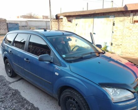 Синій Форд Фокус, об'ємом двигуна 1.5 л та пробігом 272 тис. км за 2500 $, фото 4 на Automoto.ua