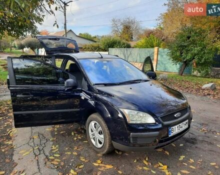 Синий Форд Фокус, объемом двигателя 1.6 л и пробегом 360 тыс. км за 4550 $, фото 95 на Automoto.ua