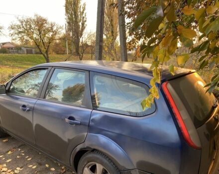 Форд Фокус 2007 в Краматорске на Automoto.ua Синий Форд Фокус, объемом двигателя 1.6 л и пробегом 280 тыс. км за 4200 $, фото 2 на Automoto.ua