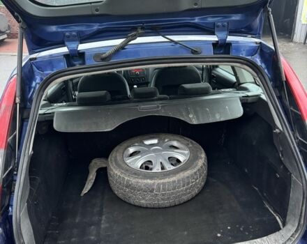 Синий Форд Фокус, объемом двигателя 1.6 л и пробегом 300 тыс. км за 2900 $, фото 6 на Automoto.ua