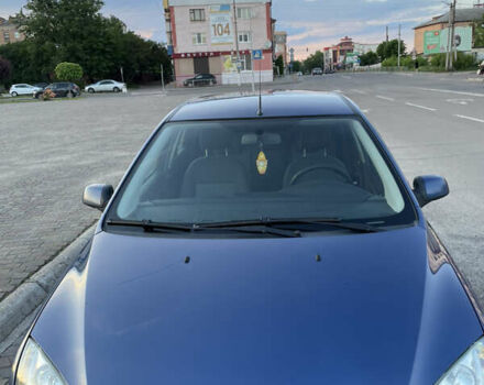 Синий Форд Фокус, объемом двигателя 1.56 л и пробегом 240 тыс. км за 3750 $, фото 1 на Automoto.ua