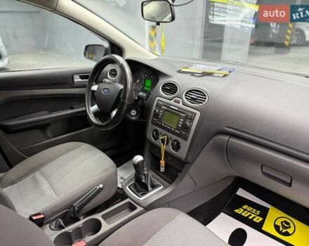 Форд Фокус 2007 в Черновцах на Automoto.ua Синий Форд Фокус, объемом двигателя 1.56 л и пробегом 260 тыс. км за 4800 $, фото 7 на Automoto.ua