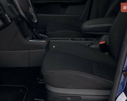 Синий Форд Фокус, объемом двигателя 1.6 л и пробегом 231 тыс. км за 5250 $, фото 36 на Automoto.ua