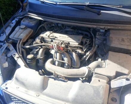 Синий Форд Фокус, объемом двигателя 1.6 л и пробегом 367 тыс. км за 3798 $, фото 6 на Automoto.ua