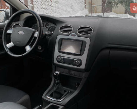 Синий Форд Фокус, объемом двигателя 1.6 л и пробегом 231 тыс. км за 5250 $, фото 30 на Automoto.ua