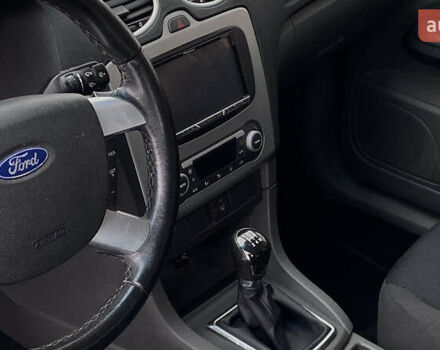 Синий Форд Фокус, объемом двигателя 1.6 л и пробегом 231 тыс. км за 5250 $, фото 38 на Automoto.ua